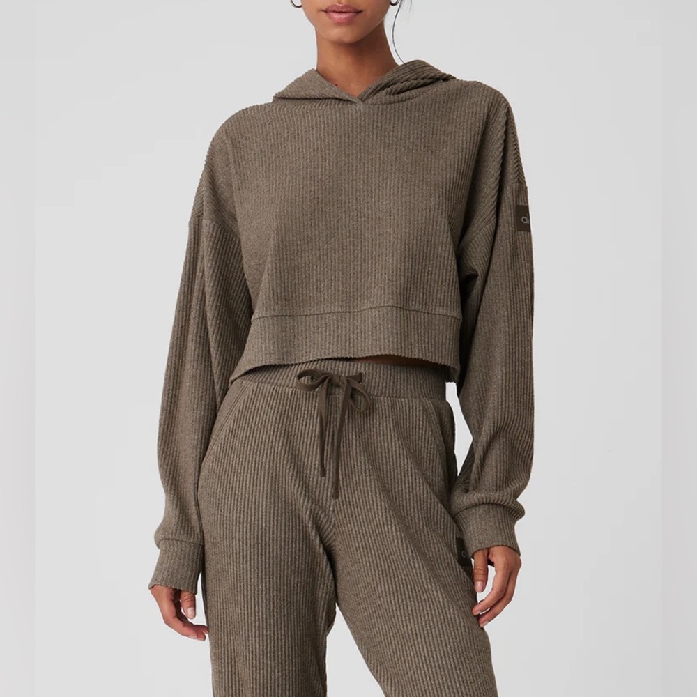 Alo Yoga Muse Hoodie in Olive Tree Heather Size Large